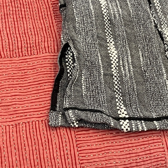 Free People women’s size medium (fits on the bigger side) Textured Knit Poncho - Picture 13 of 14